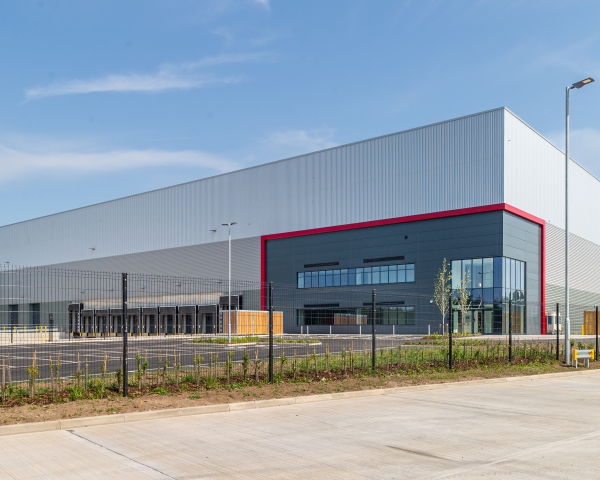 Arrow Point Bolton sustainable logistics development completed by VolkerFitzpatrick