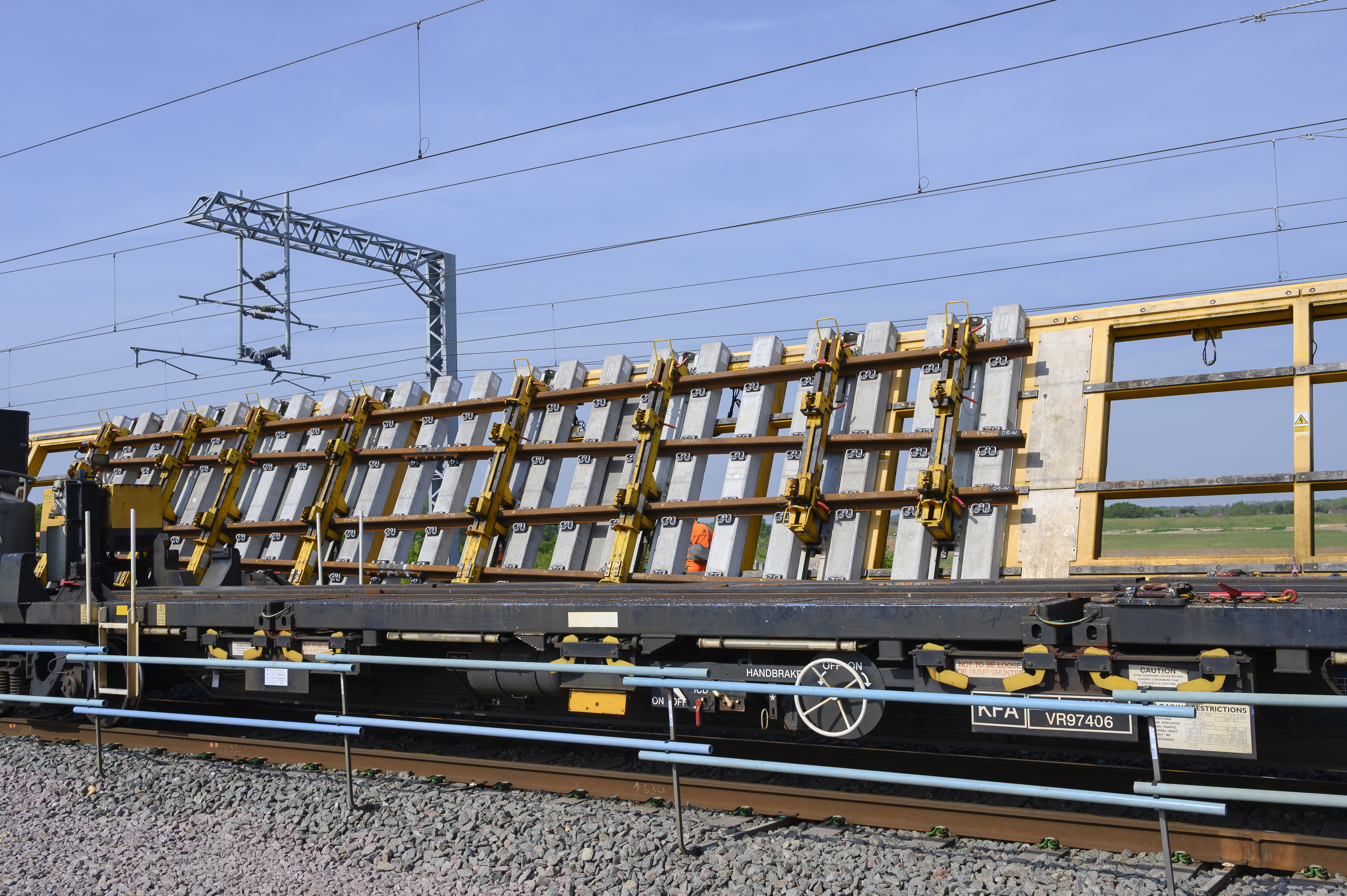 Installation of switches and crossings at Radlett Rail Freight Interchange