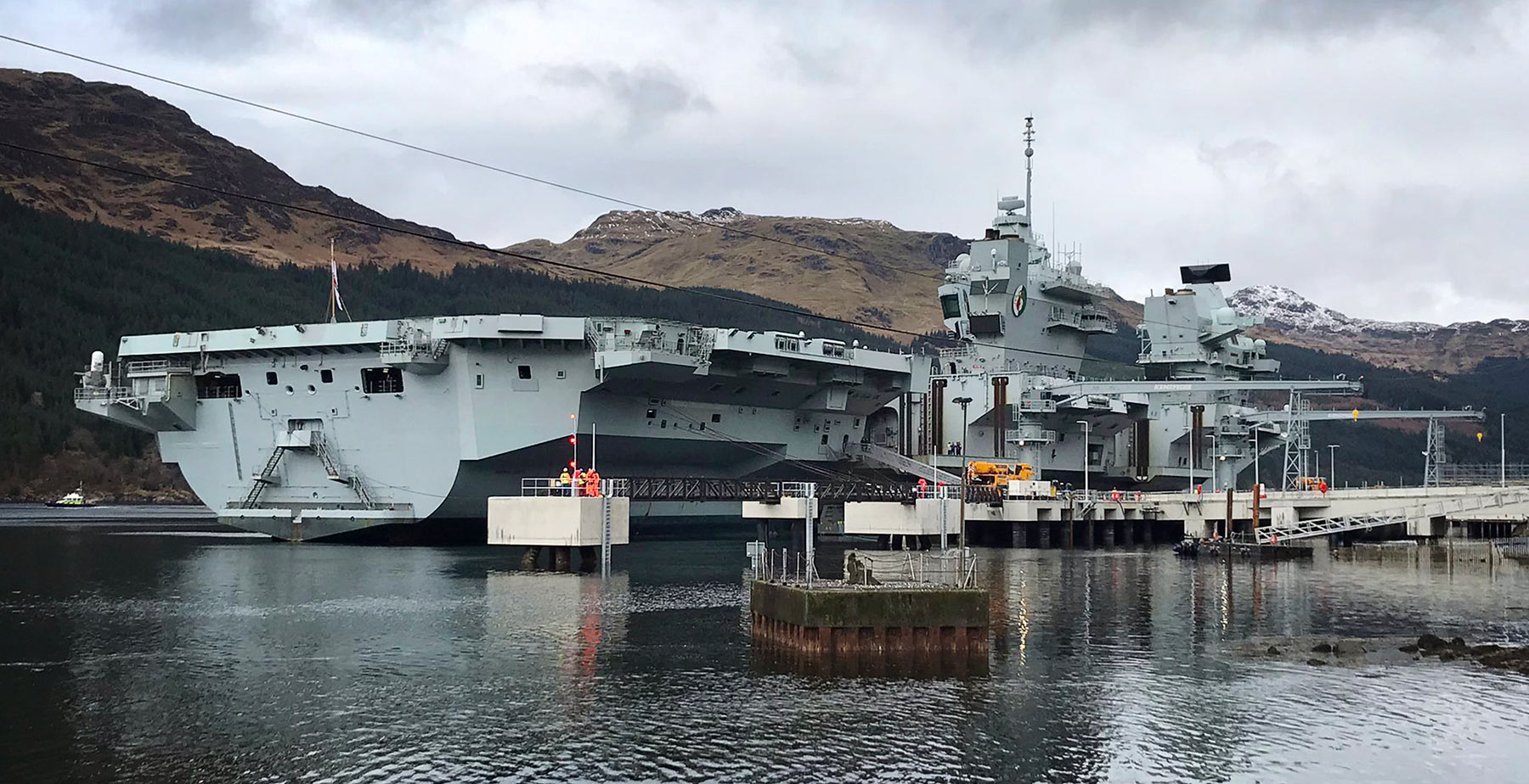 HMS-Queen-Elizabeth-Glen-Mallan-6-Northern-Ammunition-Jetty.jpg